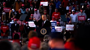 Trump campaign falsely accuses Biden of teleprompter use | CNN Politics