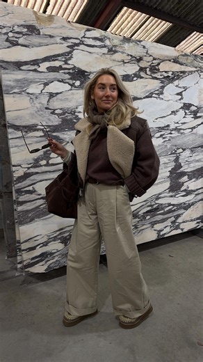 Isabelle | Heb jij ook iedere ochtend dat je voor de kast staat en niet meer weet wat je aan moet trekken? De ene dag schijnt de zon, de andere dag... | Instagram