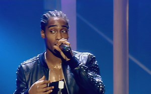 Blue - 《All Rise》-Live From Wembley 2004