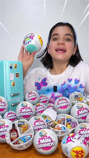 Salvé mi última Mini Brands 😡 #asmr #slime #fypreelsシ゚ #minibrands #squishy | Sophia Marchan