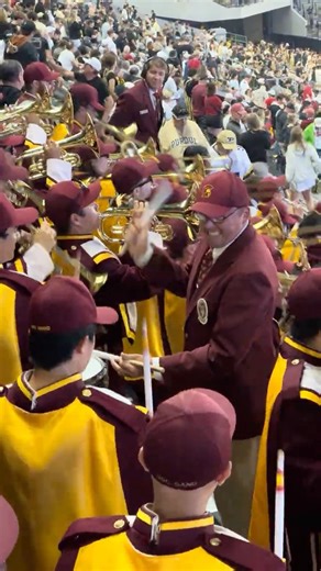 Dr. Vogel Drums #collegefootball #drumline #marchingband #uscfootball