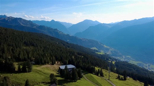 „…but why?“. #foryou #mountains #pinguin #austria