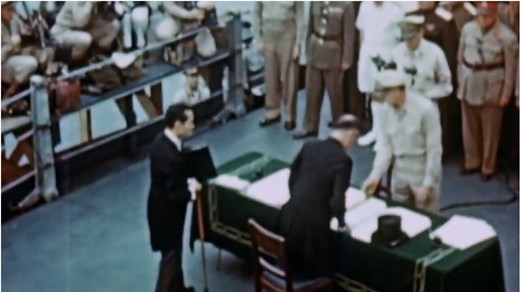 铭记历史！90秒全彩影像带你回顾：75年前的今天，日本签署投降书