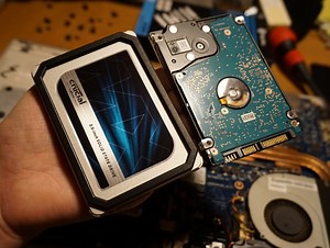 ノートPCのHDDをSSDに交換して動作爆速アップさせる改造方法 /【東芝 dynabook TB85編】