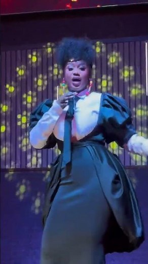 Mia Hatching ♥️♥️♥️♥️