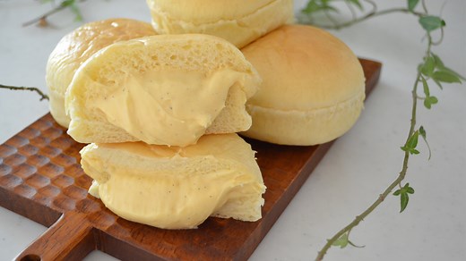 Cream Pan (Japanese Custard Bread) - princessbamboo.com