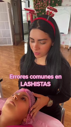 Expert Eyelash Extension Techniques and Tips