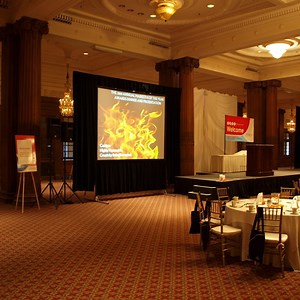 Fast Folding Projector Screen / Easy Fold Projection Screen