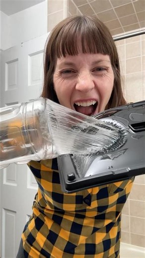 Wowcatch Glue Mouse Traps Demo - WOW is right!!