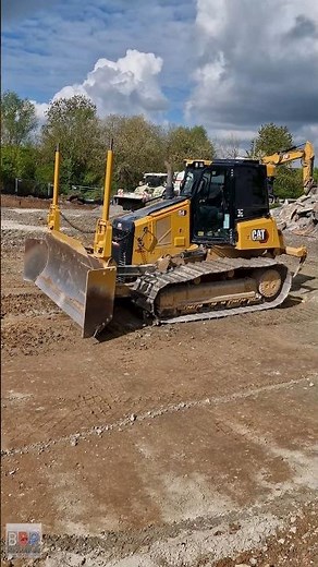 CAT D4 Dozer levels basement for a supermarket