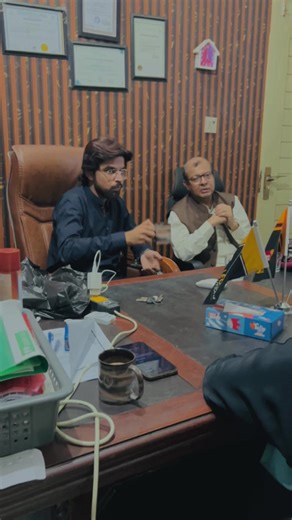 📍 Pro Vice Chancellor MUET Visits LEOS Institute of Technology, Dadu! As part of the PITP MUET Project, we were honored to host the Pro Vice Chancellor of Mehran University of Engineering & Technology (MUET) at our campus. Our CEO, Sayed Shafqat Ali Kazmi, warmly welcomed the honorable guest and presented a traditional Ajrak as a token of respect and cultural heritage. 🧣 During the visit, the Pro VC toured our labs and classrooms, met with faculty, and had an inspiring interaction with student