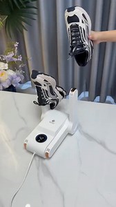 4.6K views | Di mo kailangan ipaaraw pa para matuyo sapatos mo 勞 Blue app https://s.lazada.com.ph/s.Mnom1?cc Orange app https://s.shopee.ph/3VTOM25nmh #homestuff #facebookreels #viralreels #trending | Tintado : Chocolate Shade | Facebook