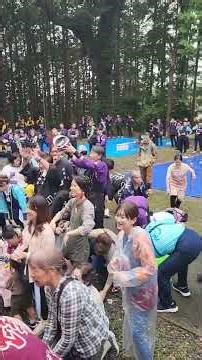 令和7年 賀茂神社例大祭 境内での菓子まき