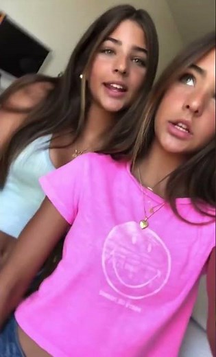 summer ☀️☀️☀️ - TikTok | Clements Twins #clementstwins #twins #tiktok #avamarie #leahrose #summer