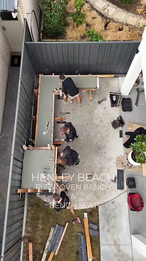 Outdoor Pizza Oven and Bench Seat Design Ideas