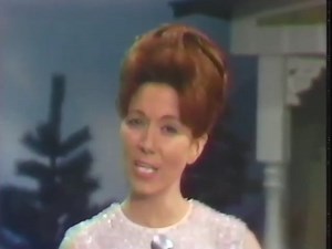 July 15, 1966 Dottie West records "Paper Mansions". It became a top-ten hit for her. | GatorRock