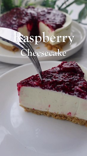 Raspberry Cheesecake Recipe: Creamy Delight