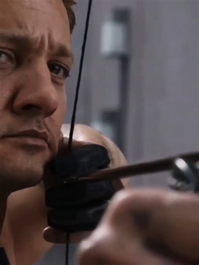 Loki catches the arrow #Avengers #Marvel #superhero #Loki