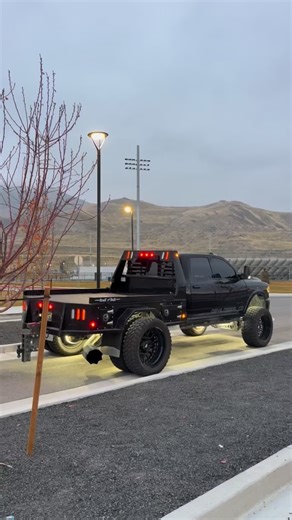 DEVIL DIESEL on Instagram: "🥁🥁 or ✈️✈️"