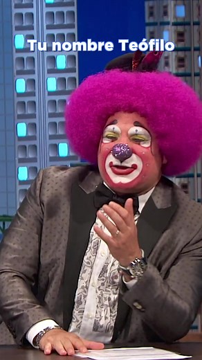 7.1M views · 198K reactions | ⚽ El día en que Teófilo -vaya nombre- González dejó el #futbol para convertirse en #comediante #Comedia #risas #humor #TeoGonzález #NochesConPlatanito | Noches Con Platanito | Facebook