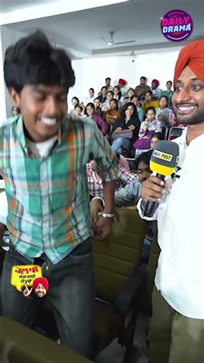 ਫੁਕਰੀ ਨੀ ਇਹ ਖ਼ਾਲਸਾ ਕਾਲਜ ਦੇ ਮੁੰਡਿਆਂ ਦਾ ਸਟਾਈਲ ਐ