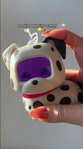 OMG HOW CUTE are these Pixel Petz? I used to loveee playing with digital pets as a kid and it’s so