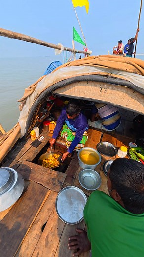 Fishermen Cooking on The Boat | Jamuna River Fishermen | Cooking on The Boat #reels #cooking #fisherman | Sky Documentary