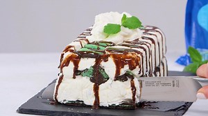 How to Make Mint Oreo Icebox Cake