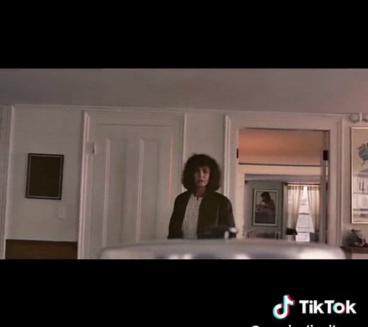 Fatal Attraction (1987) #movies #movieclips #moviequotes #cult #moviescene #moviescenes🎬 #films #fatalattraction #bunnyboiler #michaeldouglas #topmovies
