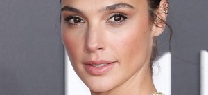 Gal Gadot Sunbathing In Skimpy Bikini Poolside Receives Unwelcome Comments
