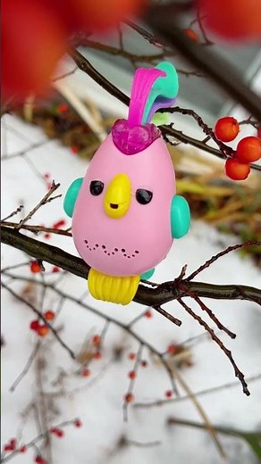 Fingerlings Sweet Tweets sing holiday tunes!