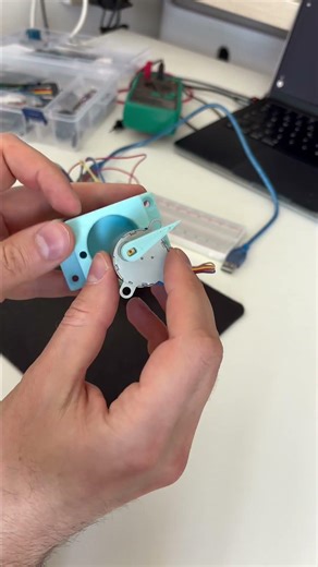 3D printed servo mount 🔧 #robotics #3dprinting #arduino