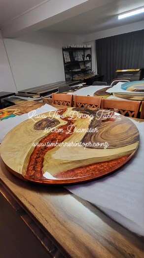 🔥Lava Resin Round Dining Table – Fiery & Unique ✨️This 100cm round dining table features bold red-brown lava resin with a touch of black, flowing through the natural gaps of solid timber for a striking, natural look. 🩵Crafted with love and experience, this unique piece is ready for delivery. To save on delivery costs,the legs are not attached to the tabletop—easy to assemble upon arrival. --------- TIMBER RESIN TOPS 📧vietnztrading@gmail.com www.timberresintops.co.nz | Timber Resin Tops-TRT