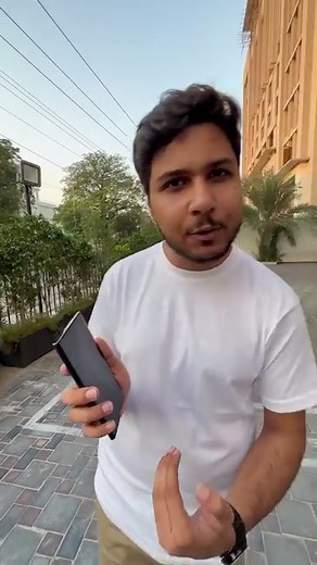 1.4K views · 82 reactions | Samsung Note 20 Ultra, a power house with literally every feature that you need! #samsung #note20ultra #s23ultra #samsungflip #tech | OLX Pakistan | Facebook