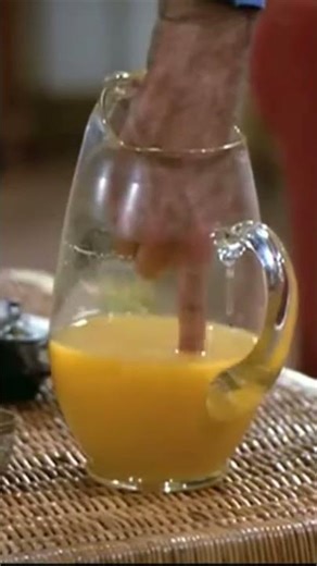 When an alien's cosmic drinking trick totally backfires! 🤣 | Mork and Mindy