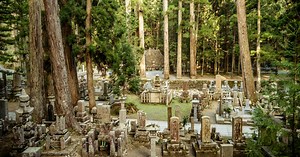 The World’s Most Beautiful Cemeteries Worth Traveling to See (Seriously)
