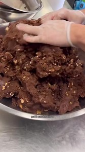 NEW FLAVORS! 🍪✨ | Chloe's Giant Cookies