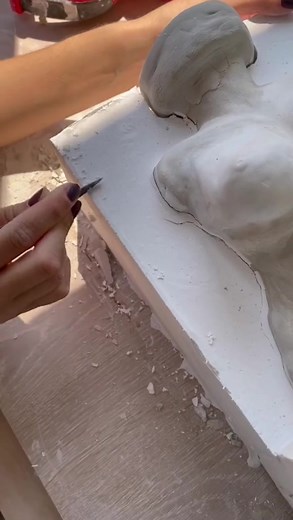 Our favorite muse 😍✨🥹 #muse #ceramic #pottery #makingof #process #mould #mouldmaking #vase