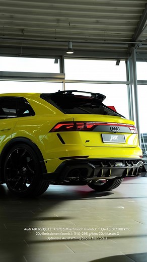 1 von 125 – der ABT RSQ8 Legacy Edition! 💛 760 PS | 980 Nm | V8 Biturbo – auffällig, leuchtend und unübersehbar. Nur 125 Exemplare weltweit und du siehst gerade eines davon! ———————————— Audi ABT RS Q8 LE: Kraftstoffverbrauch (komb.): 13,6–13,0 l/100 km; CO₂-Emissionen (komb.): 310–295 g/km; CO₂-Klasse: G Optionale Ausstattung gegen Mehrpreis. #Audi #AudiDeutschland #AudiStuttgart #Stuttgart #AudiSport #Neuwagen #AudiRSQ8 #ABTRSQ8LE | Audi Zentrum Stuttgart