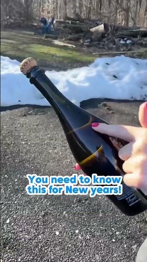 How to open a wine bottle WITHOUT a corkscrew 🍷👌🏻