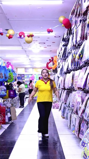 🎉✨ ¡Haz de tu fiesta un momento inolvidable con Sayan Importaciones! ✨🎉 Tenemos todo lo que necesitas para celebrar a lo grande 🥳🎈 🎊 Arcos decorativos 🎭 Sets de hora loca 🎈 Globos de todos los modelos 🎁 Y muchísima variedad más 🔥 Todo a un gran precio y con la mejor calidad 🔥 No esperes al último momento y arma la fiesta perfecta con nosotros 💛✨ 📍Visítanos en Sayan Importaciones #SayanImportaciones #Decoracion #HoraLoca #Globos #Fiestas 🎉