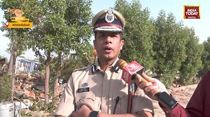 Ahmedabad: Action begins against illegal construction on Chandola Lake. The Ahmedabad Municipal Corporation has identified 300–400 illegal structures, which are set to be demolished today in a major crackdown. #ReporterDiary #Ahmedabad #ChandolaLake | Brijesh Doshi | India Today