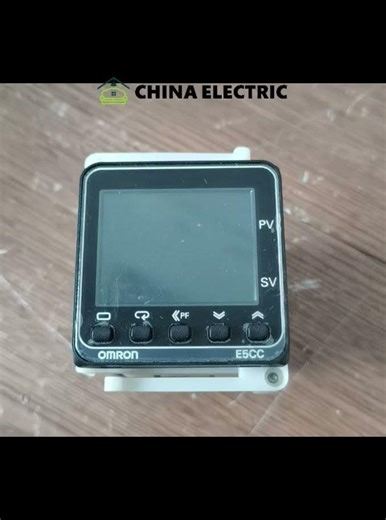 E5CC-QX2DSM-800 OMRON Temperature Controller