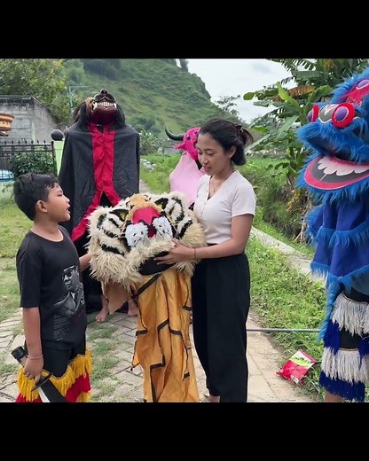 BARONGSAI BIRU MANAK BARONGAN MACAN EMAS