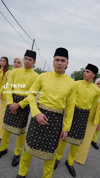 Bulan Bintang x JTTSTOREMY: Kolaborasi Menarik!