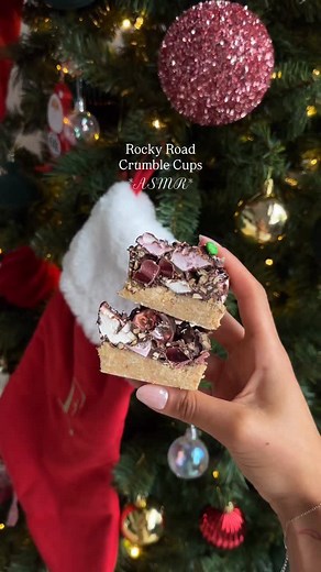 We love winging a recipe from scratch and it turning out like this 🙂‍↔️✨⭐️ RECIPE DOWN BELOW! No bake Rocky Roady Crumble Cups 🎄 🤍 ingredients base: • 500g scotch finger biscuits • 30g melted butter • 500g skim condensed milk • 60g desiccated coconut • 2 (ish) tsp vanilla extract • pinch of salt • 100g crushed peanuts • 180g lollies of choice (chopped) • 150g marshmallows (chopped) top • 375g melted chocolate dash of olive oil to make it silkyyy • desiccated coconut m&ms to top 🤍 method 1. B