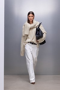 Cable Knitted Sweater Offwhite