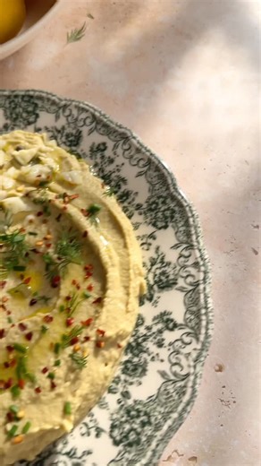 Comment ✨RECIPE✨and I’ll send it right over! 🥒 This creamy Dill Pickle Hummus is packed with tangy pickle flavor, fresh herbs, and smooth tahini. It’s the perfect dip for veggies, pita chips, or spreading on sandwiches. Bonus: it’s naturally gluten-free and dairy-free! If you don’t won’t a DM, feel free to Google Healthy Little Little Peach Dill Pickle Hummus #dillpickle #pickles #hummus #glutenfreefood #dairyfree #easyrecipe #summerrecipes https://healthylittlepeach.com/dill-pickle-hummus/ | H