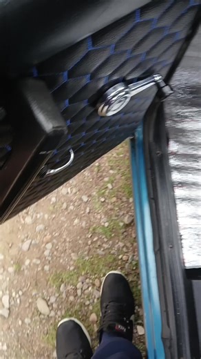 Innovative Vehicle Mat for Comfort and Protection