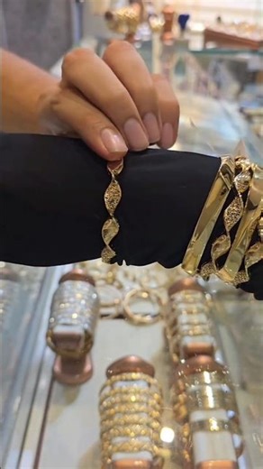 ✨ Stunning Gold Bangles 2025 | Elegant Jewelry Design Ideas